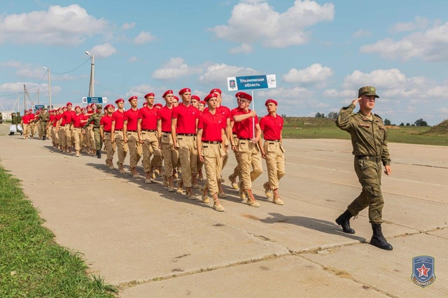 Взяли бронзу в волейболе!